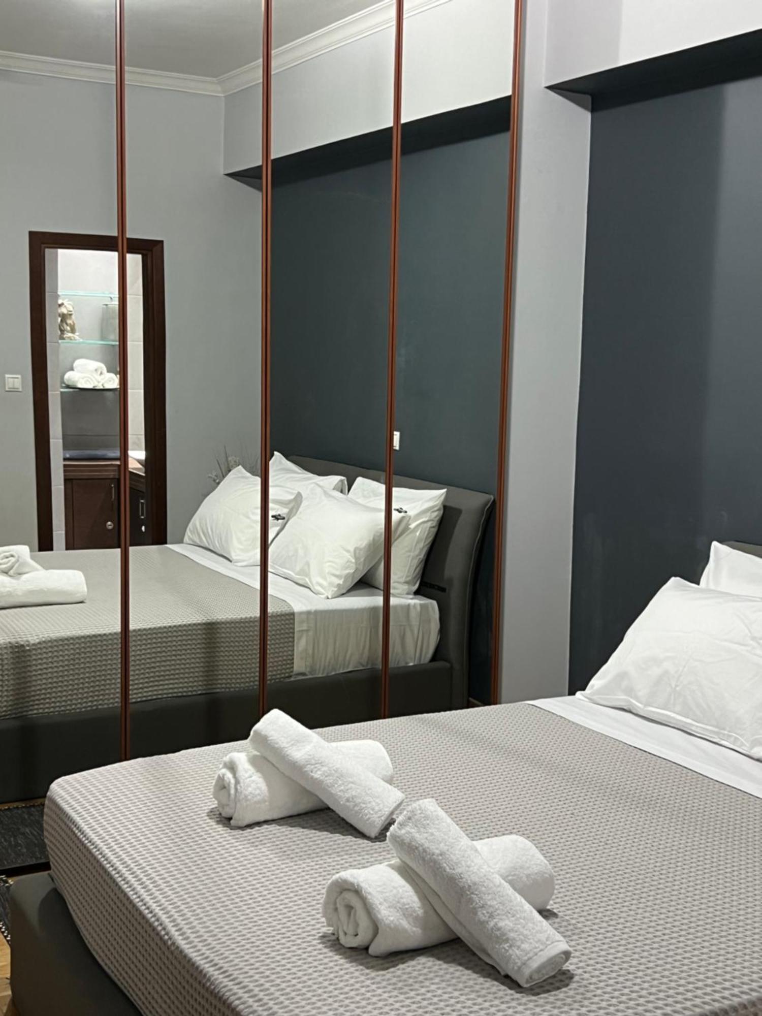 شقة Marina Zeas Seaview House-Marinaq بيرايوس المظهر الخارجي الصورة